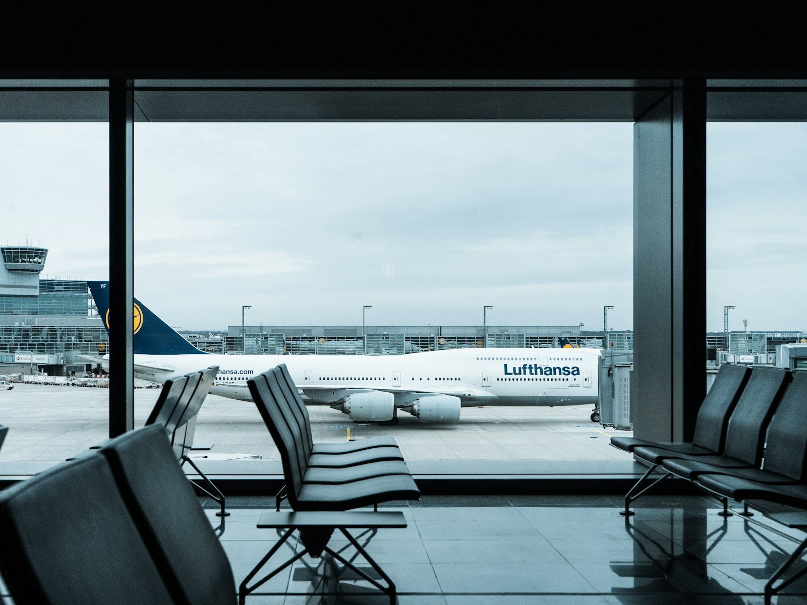 Empty gray airport seats during daytime, Frankfurt Airport, Frankfurt, Germany